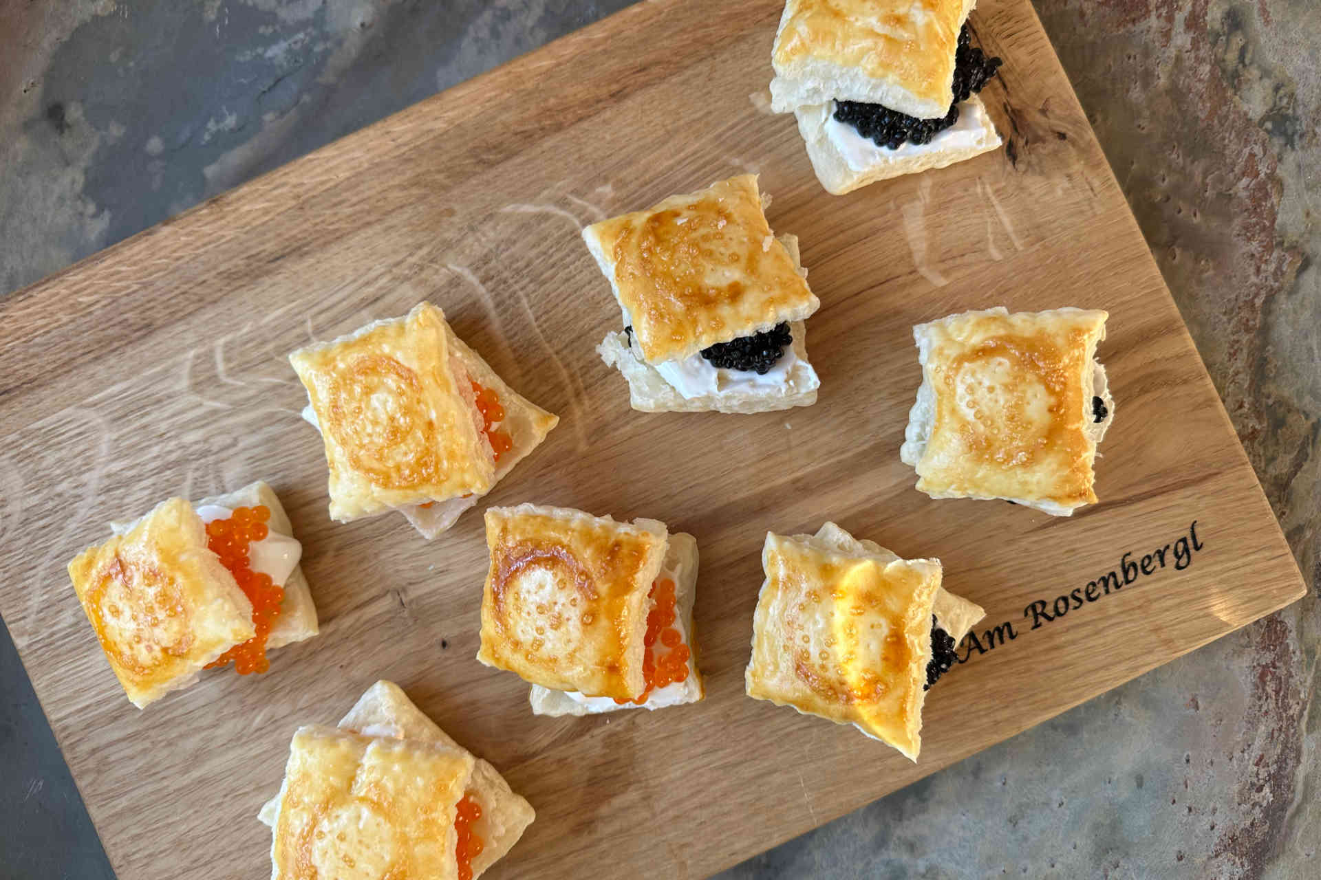 Blätterteig-Häppchen mit Kaviar und Trüffelperlen – Bild 4