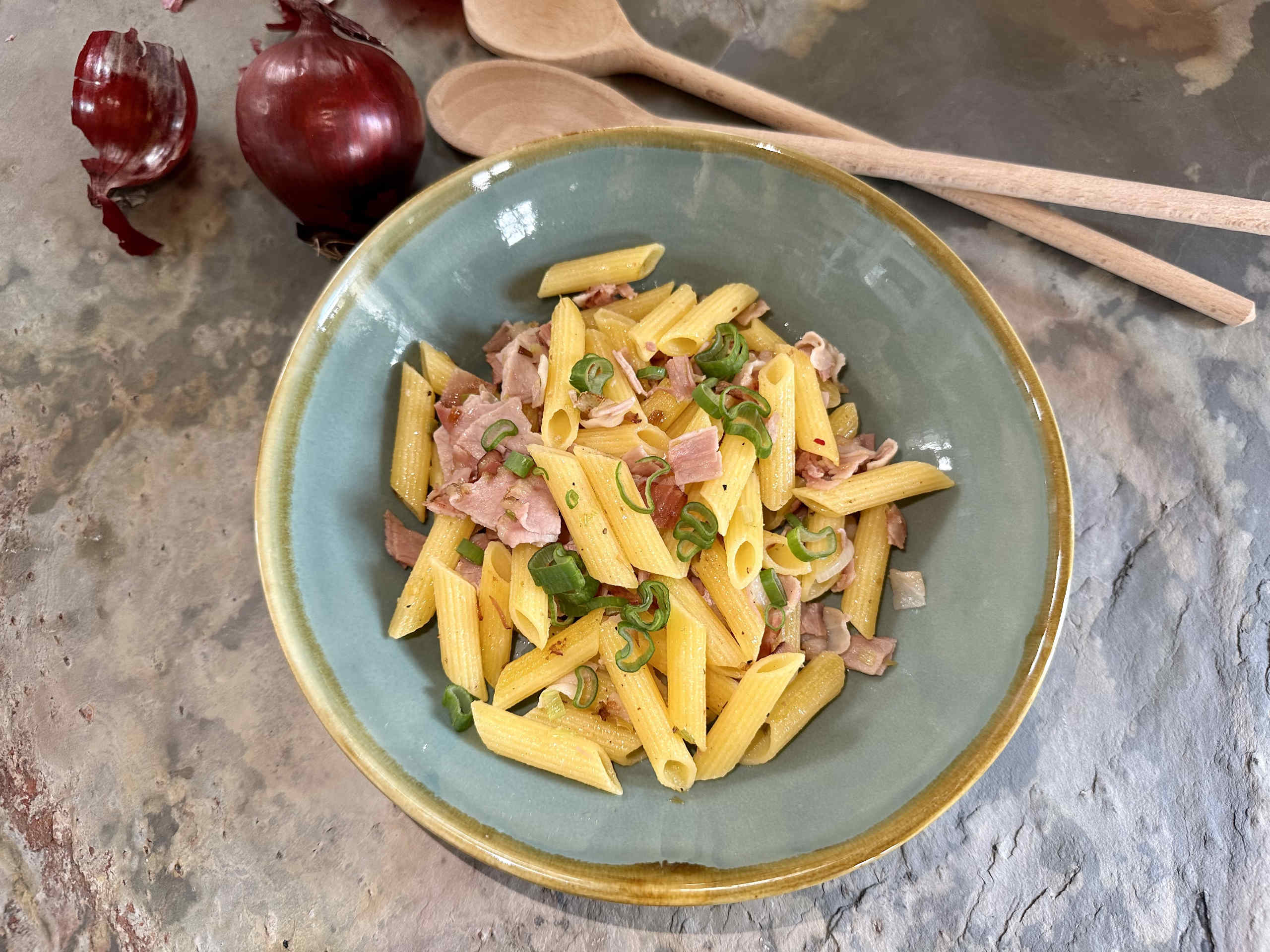Ham noodles