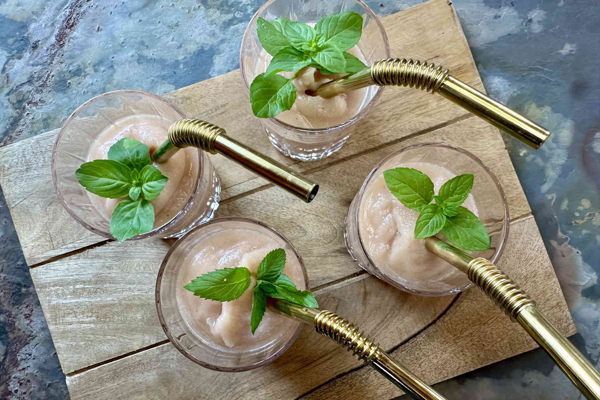 Der erfrischende Sommerdrink Frosé – Bild 1